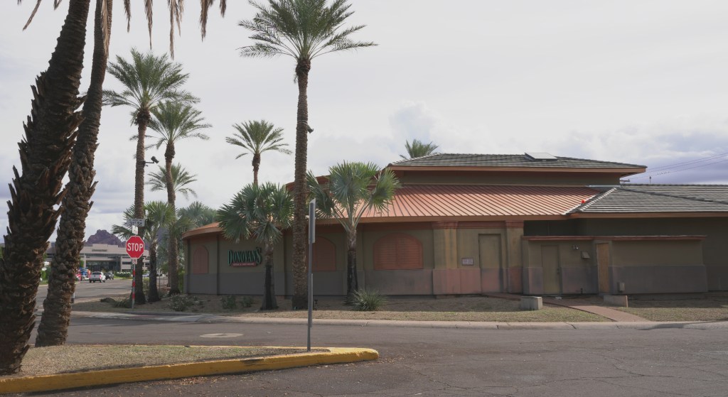an empty donovan's steakhouse building