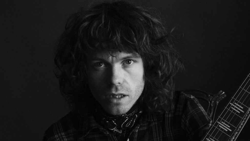 Jesse Welles – Under The Powerlines 2026