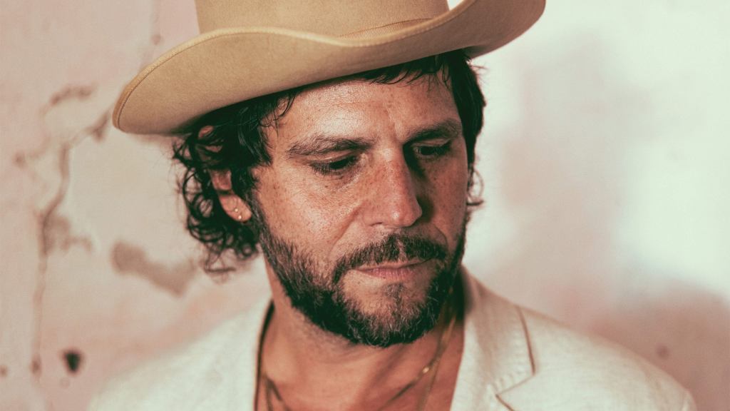 VIVA PHX: LANGHORNE SLIM