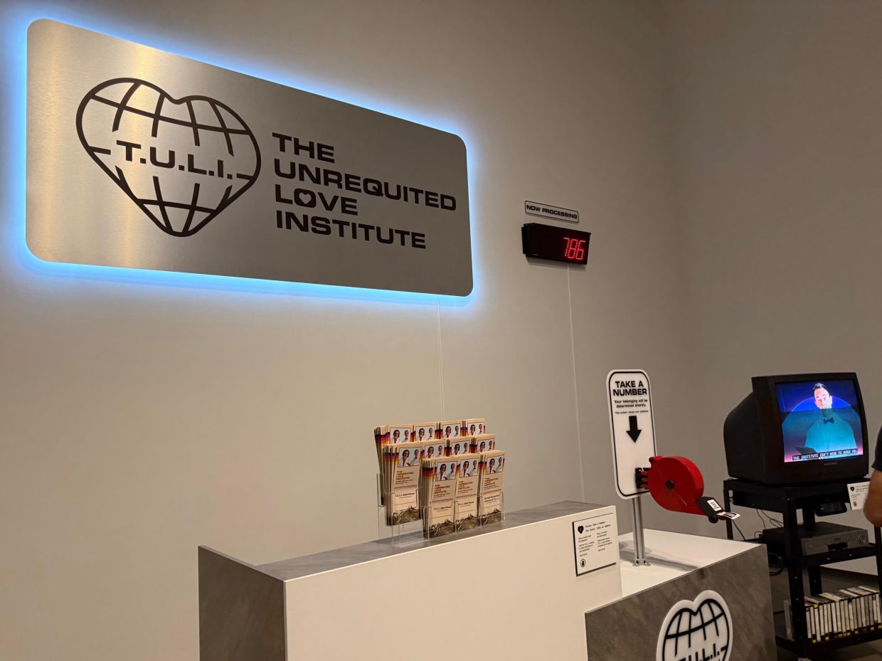 Phoenix museum exhibit plunges guests into dystopian world