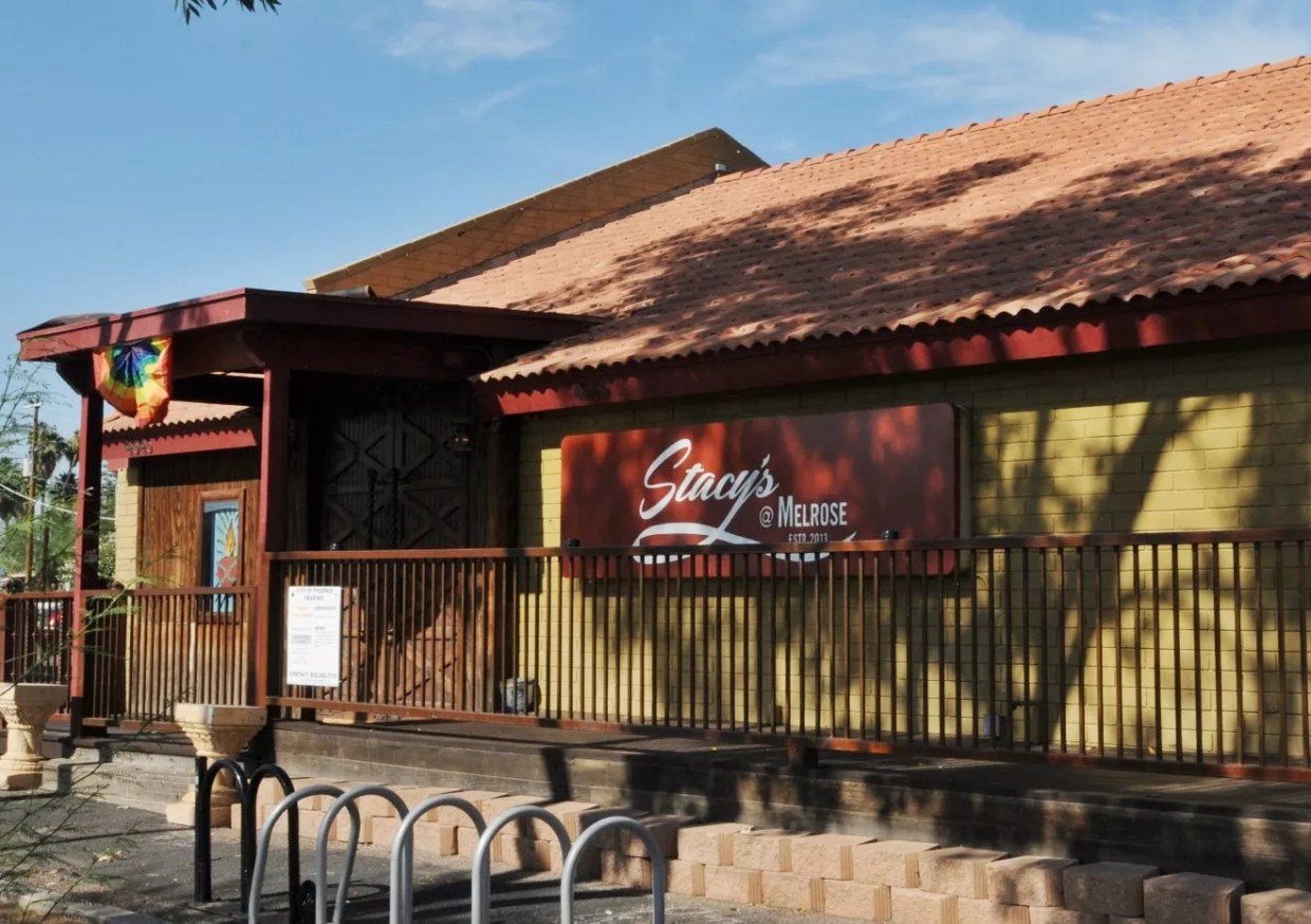 A Phoenix gay bar announced a plan to use AI. Should they?