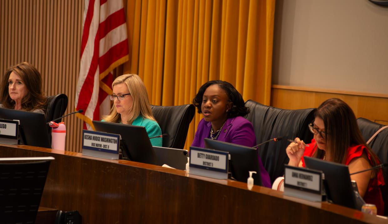 phoenix mayor kate gallego alongside vice mayor kesha hodge washington and city councilmembers Ann O'Brien and Betty Guardado