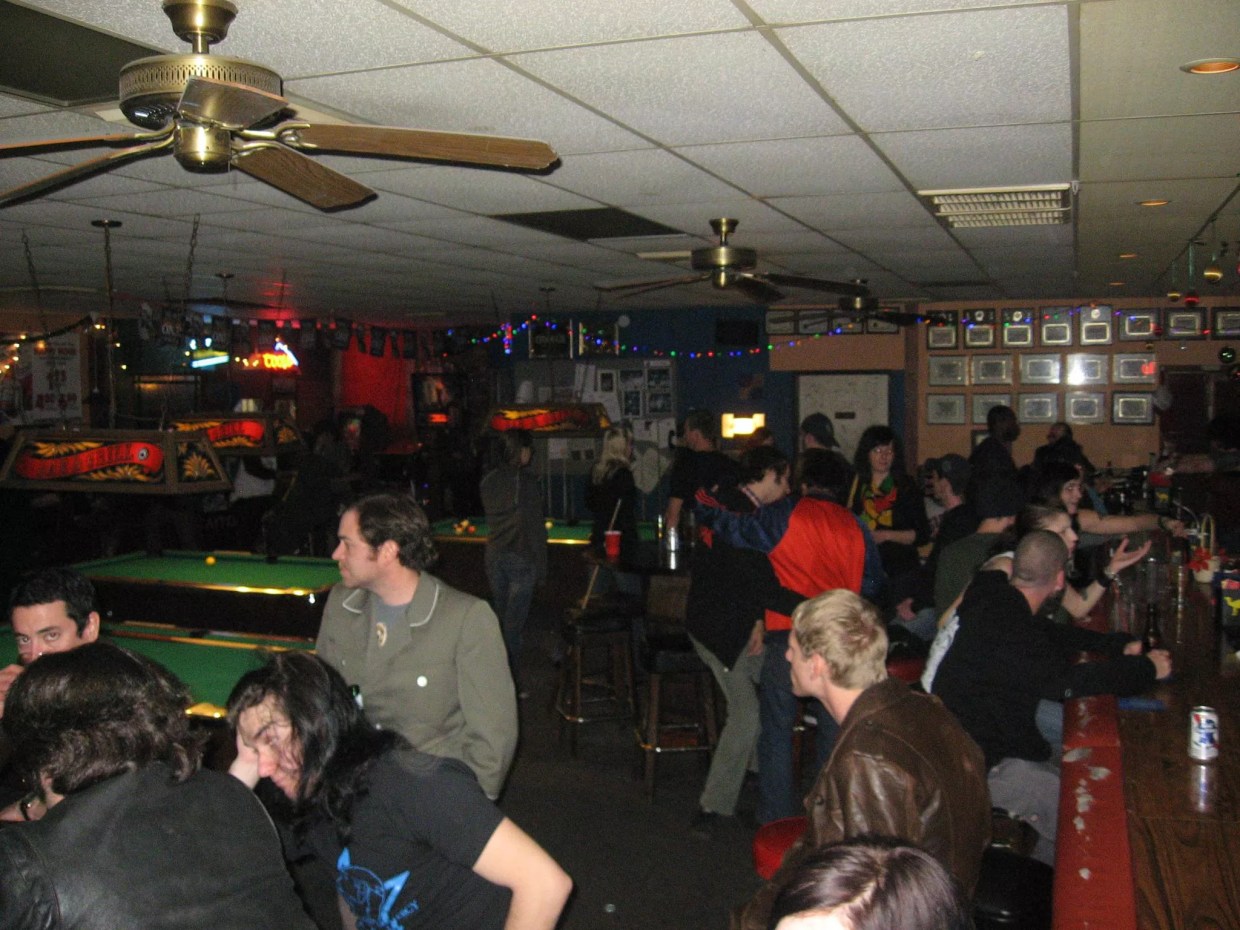 Time Out Lounge Is Like <i>Cheers </i>for the Valley’s Punk and Metal Set