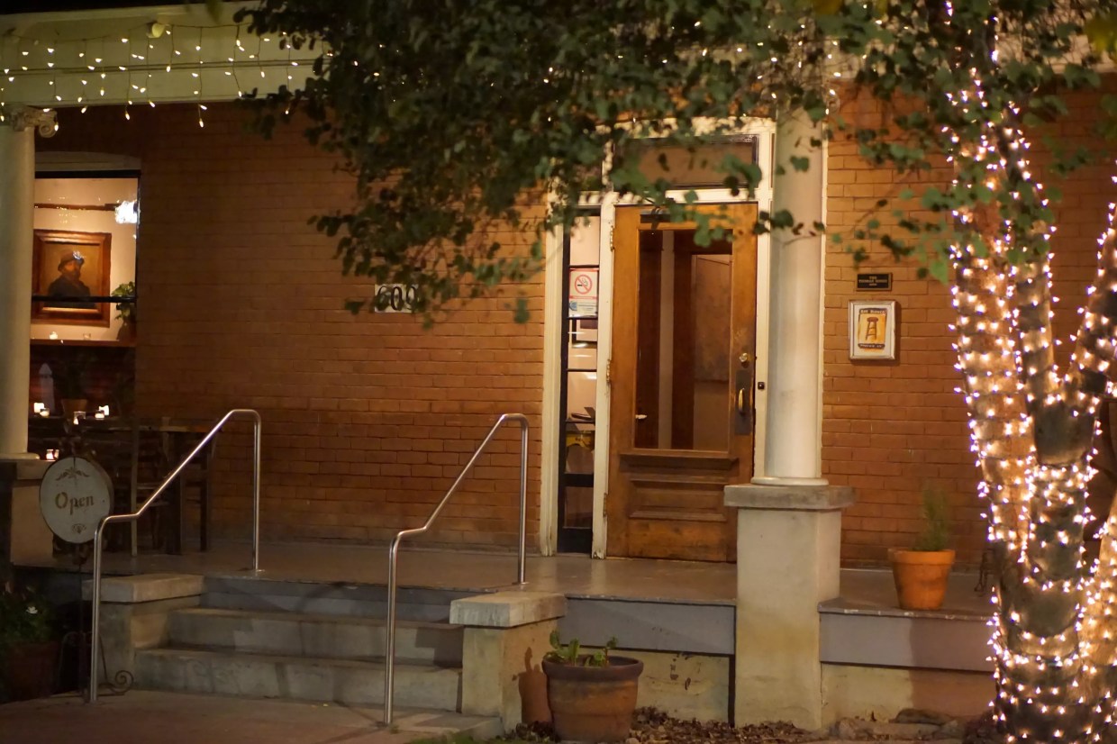 Bar Bianco in Downtown Phoenix: Happy Hour Report Card