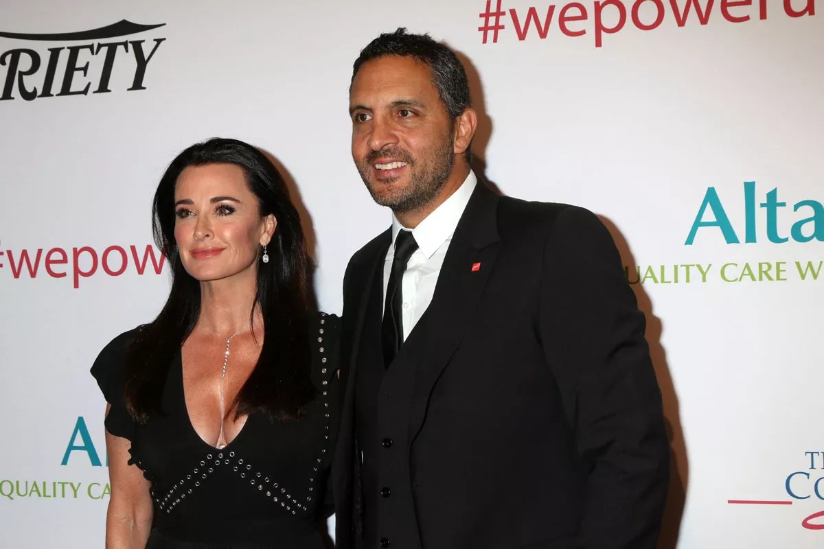 This <i> Real Housewives </i> Husband Is Bringing His Mega Business to Scottsdale