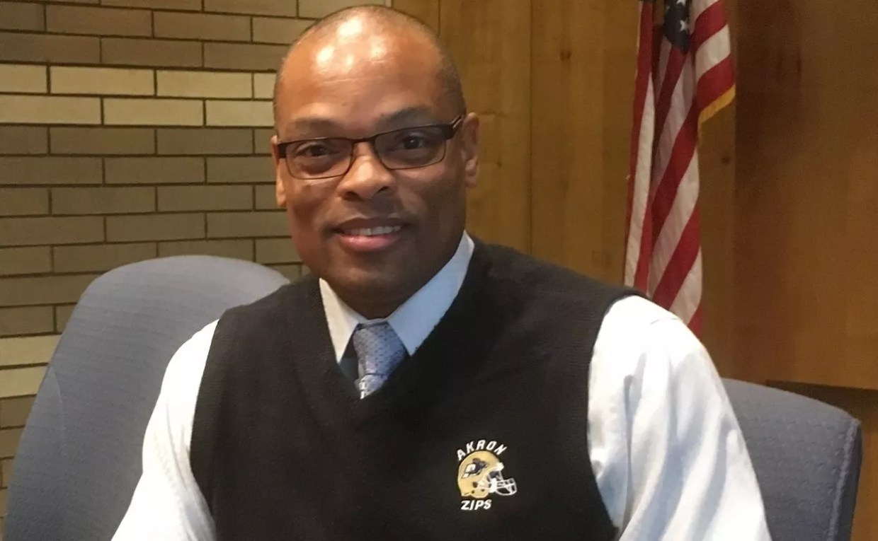 Ex-Arizona Lottery Boss Tony Bouie Settles Lawsuit, Wants ‘Good Name Back’