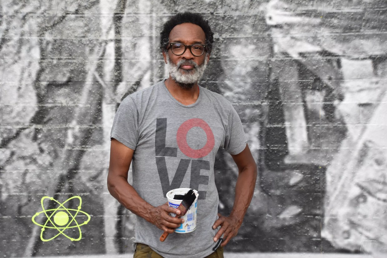 The Story Behind Jetsonorama’s New Mural in Roosevelt Row