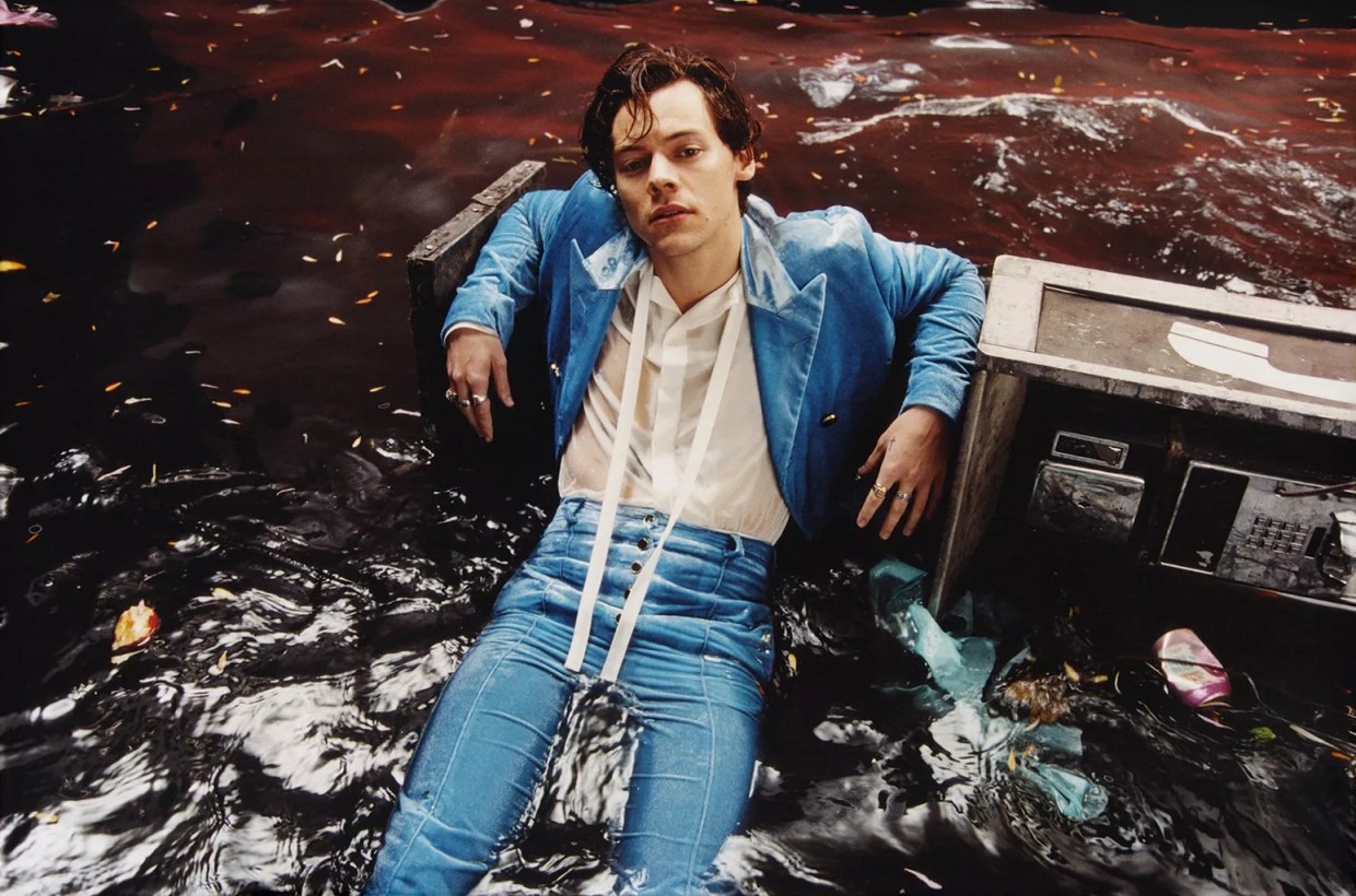 Harry Styles Is Coming to the Valley Next Year