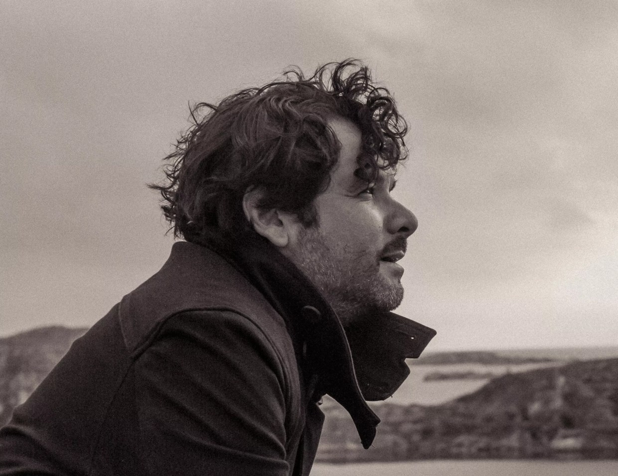 Julio César Morales Wins Prestigious Award at Phoenix Art Museum