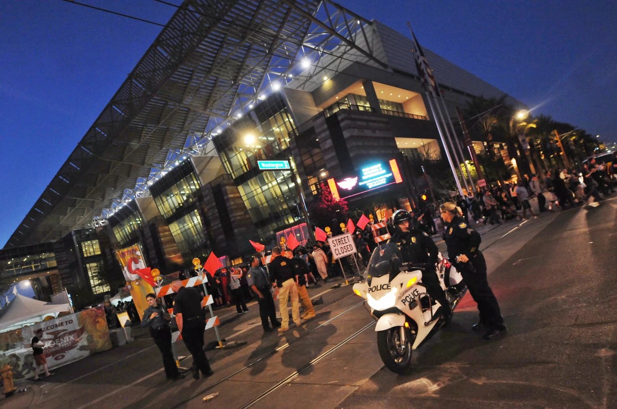 Another Crazy Night at Phoenix Comic Fest: Alarms Trigger Evacuation, Cancellation of Events