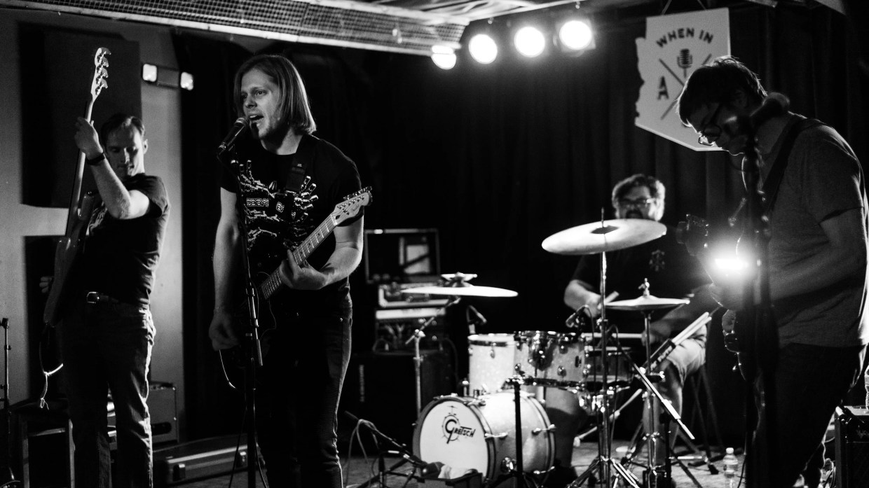 Soft Deadlines’ New Record <i>People Are Evil</i> Is a Post-Punk Paradise