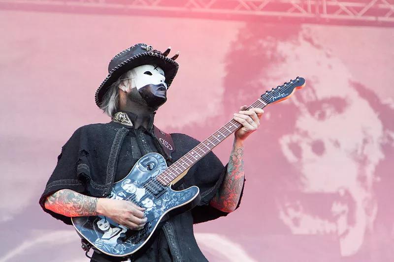 25 Metal Jams for Your Quarantine