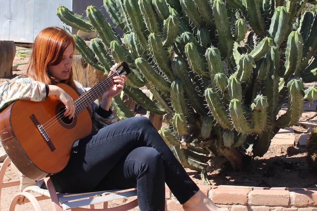 Lonna Kelley Brings Back Two Captivating Tunes for a New Single Release