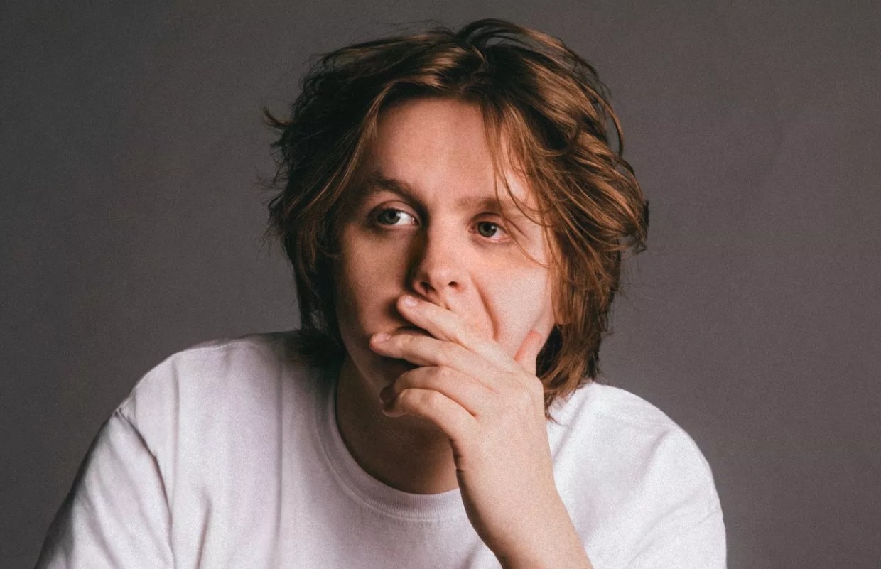 Singer Lewis Capaldi Doesn’t Take Himself Seriously