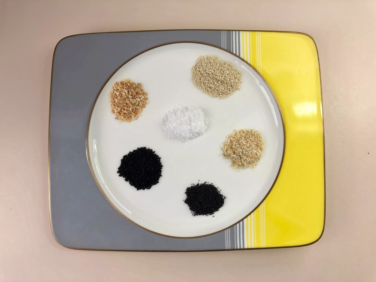 DIY: How to Make Everything But the Bagel Seasoning