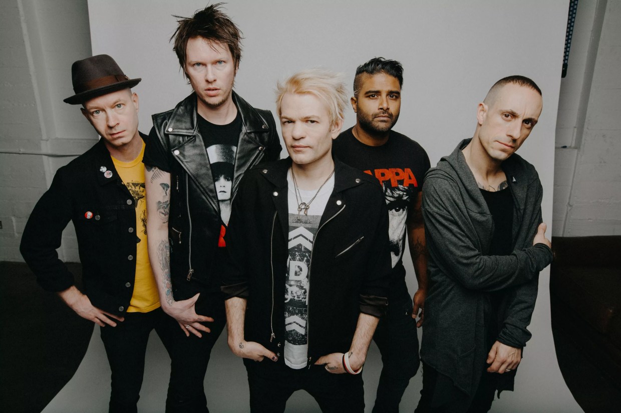 Sum 41 Tell the Story Behind <i>Chuck</i>