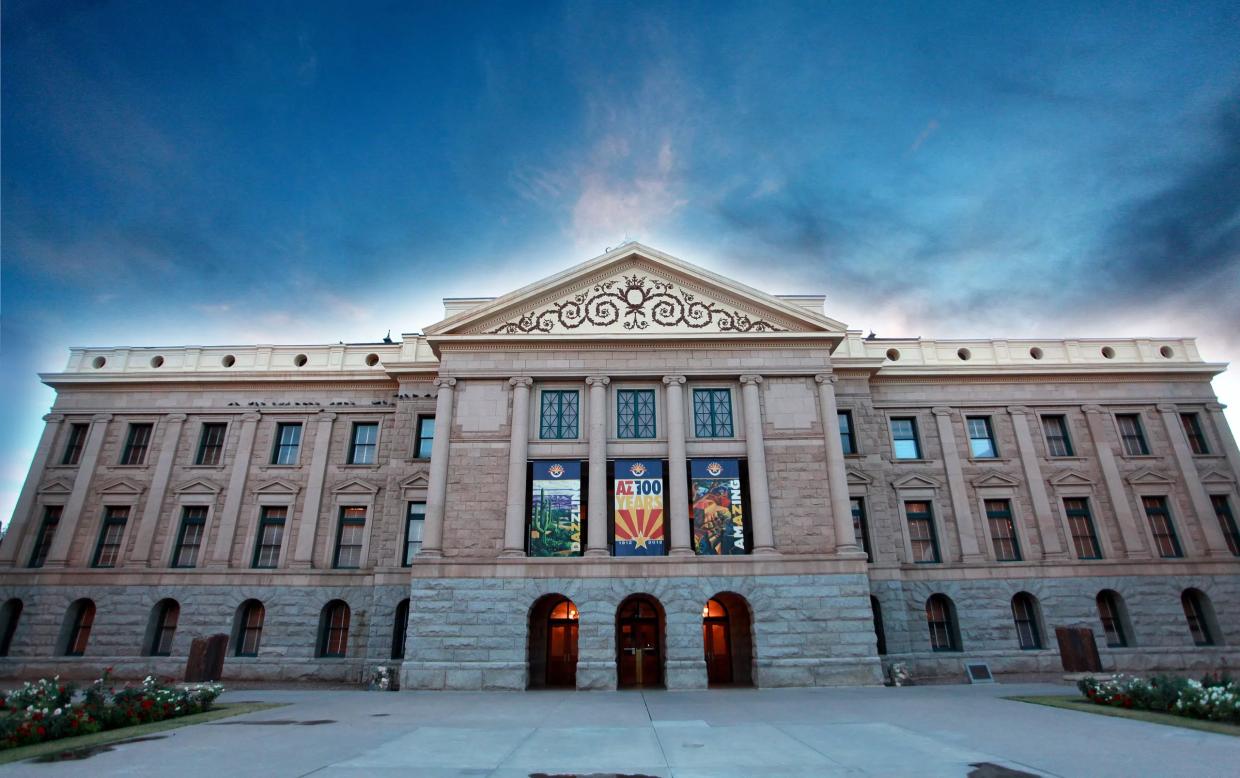 State Demands Arizonans Pay Back Thousands in Unemployment Benefits