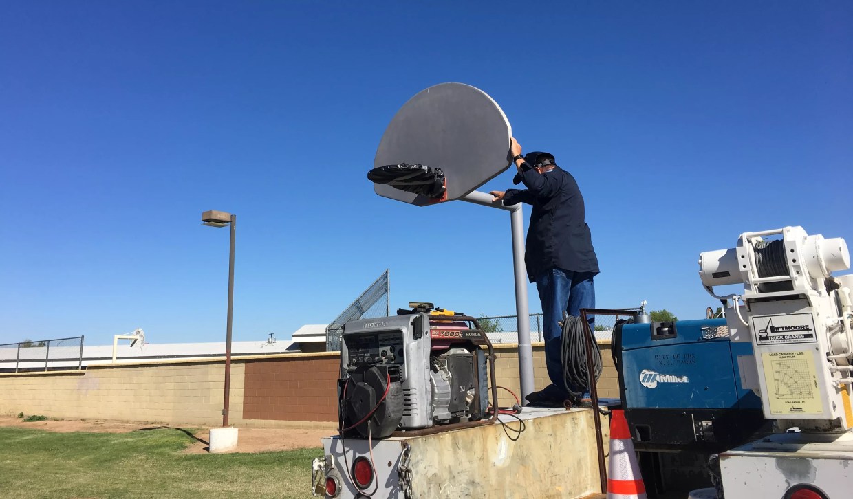 Phoenix Council to Keep Trails and Golf Open, as Ducey’s Mandate Requires