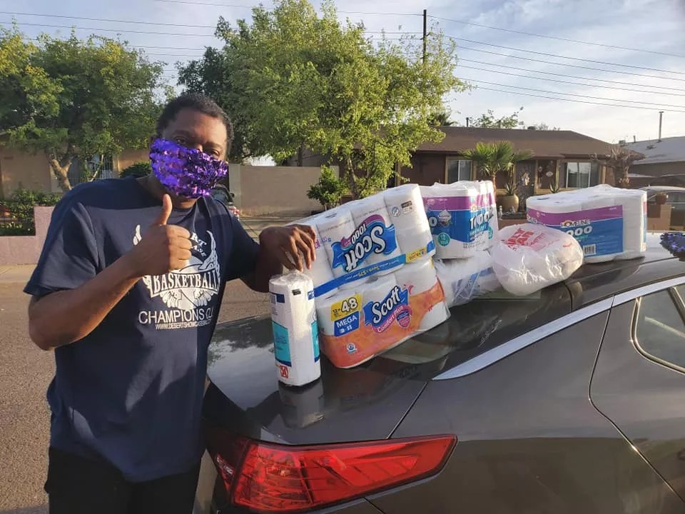 Blues Guitarist Carvin Jones Is Bringing Supplies to Seniors