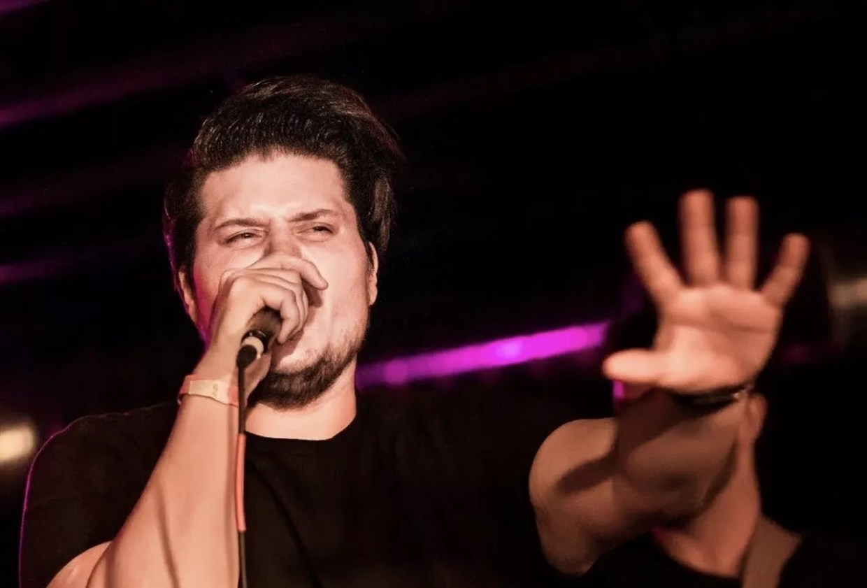 Wade Cota Takes <i>Baby Steps</i> Toward the Spotlight