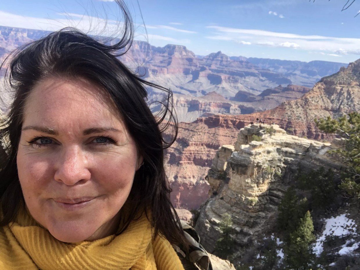 Meet the British Transplant Behind the <i>Desert Diaries</i> Podcast