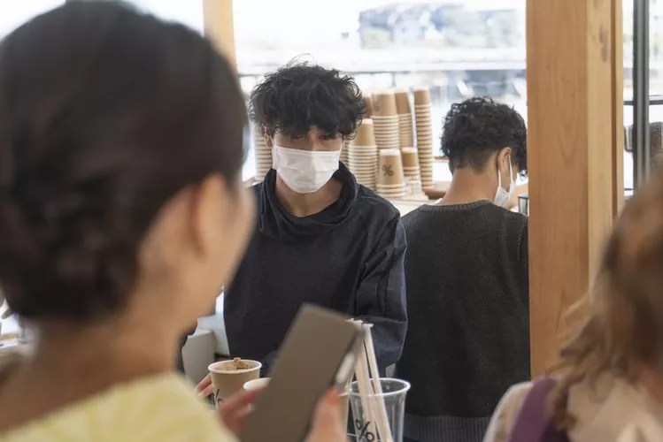 Omicron Is Causing Phoenix Restaurants Staffing and Supply Chain Issues