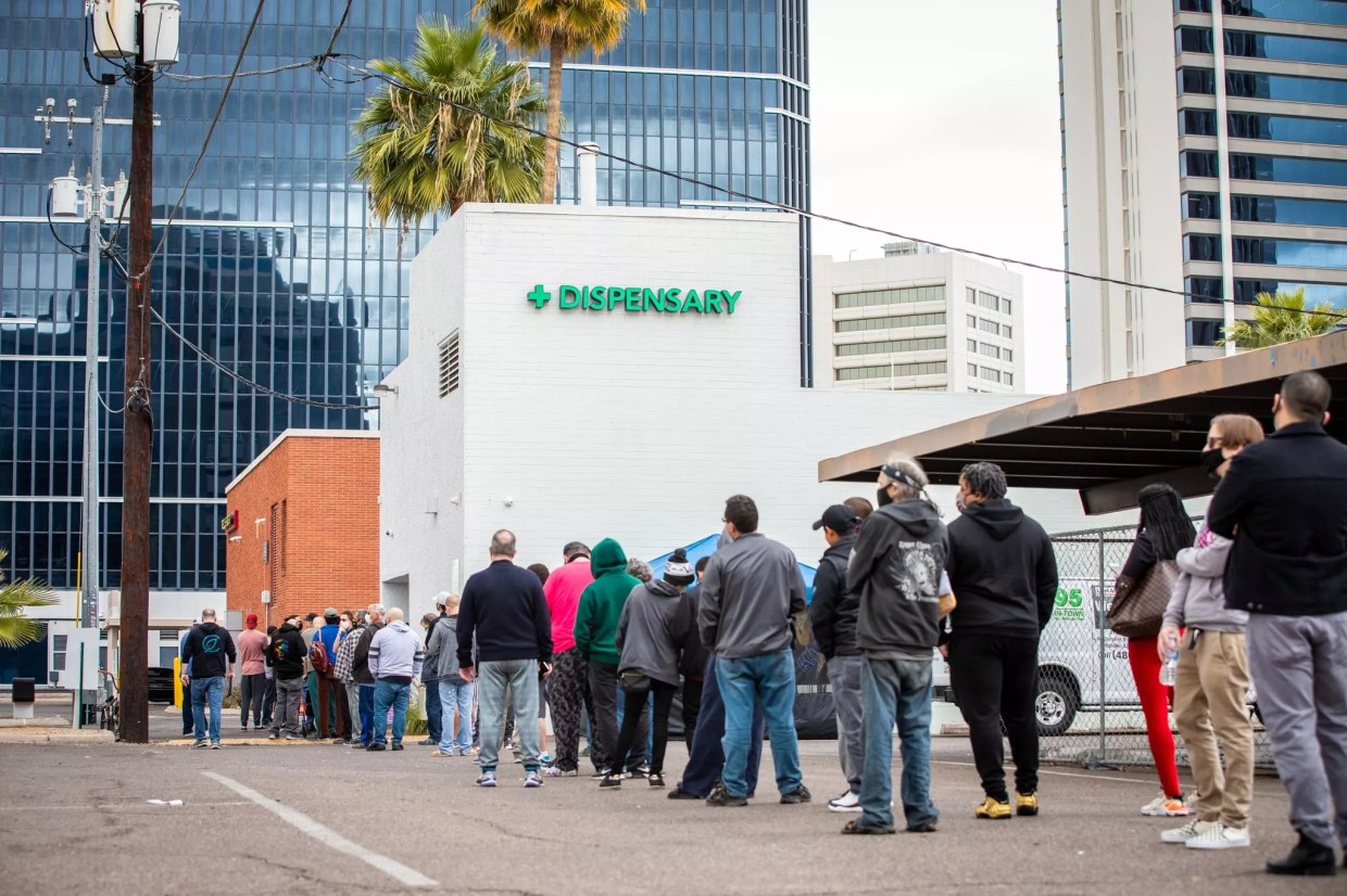 What’s Really Causing These Long Dispensary Lines in Phoenix?