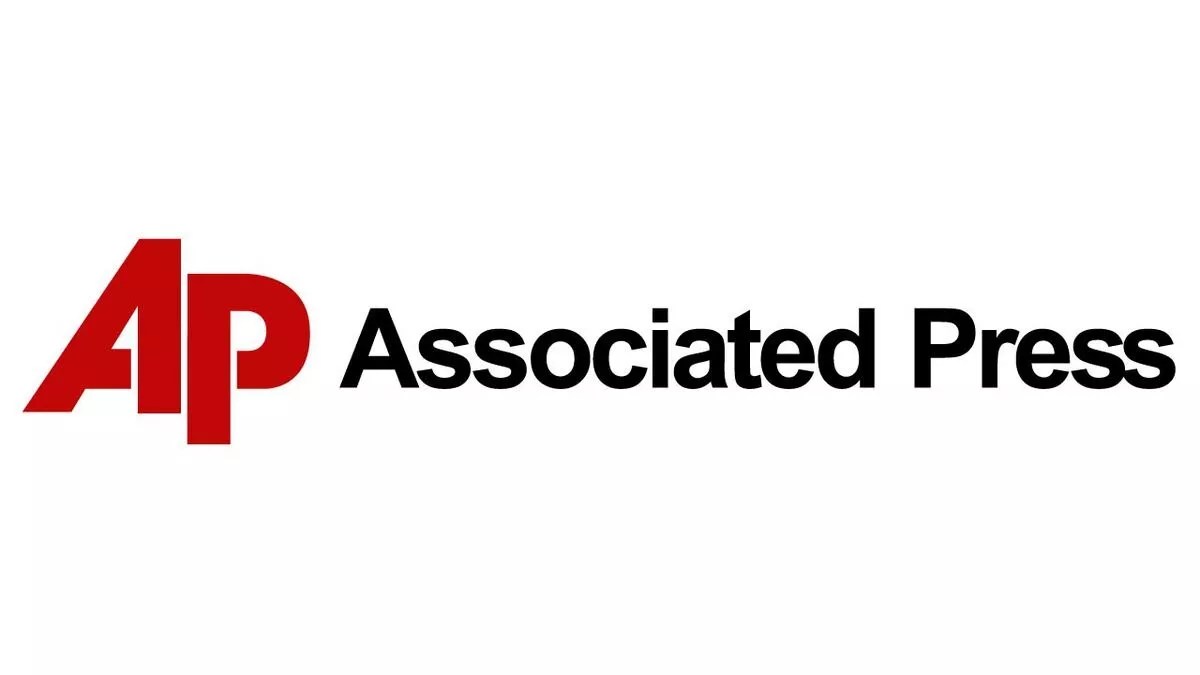 AP Fires Former <i>Arizona Republic</i> Intern After Right-Wing Complaints