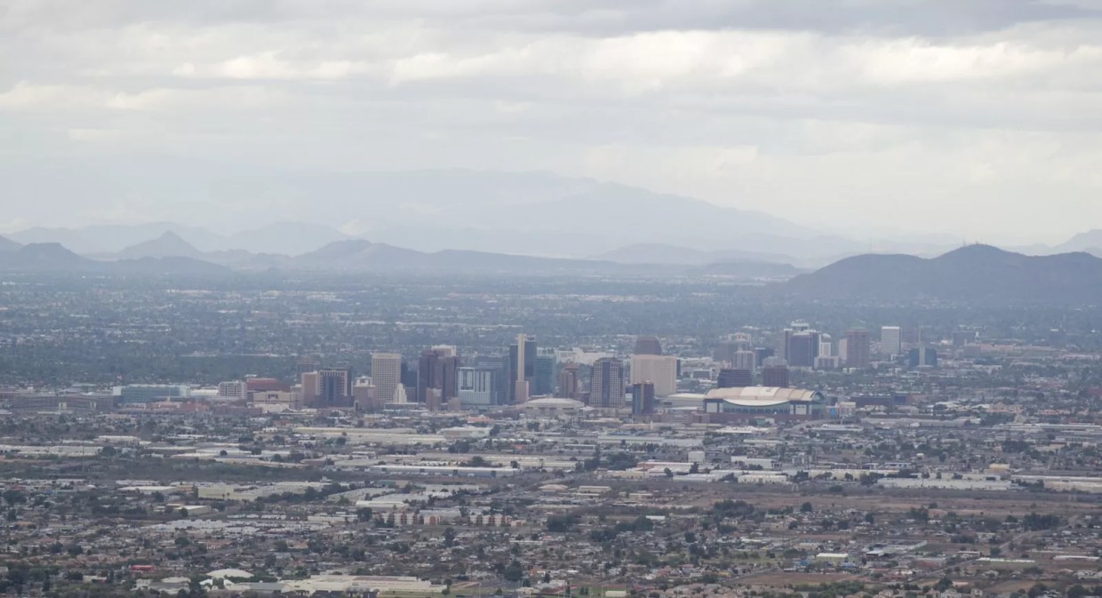 As Wildfires Blaze, Ozone Levels Remain Stubbornly High in Metro Phoenix