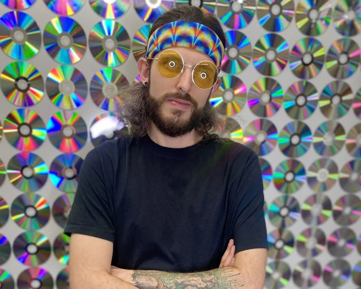 Video Premiere: Comptalo’s Very Absurdist, Very Arizona ‘Stop Calling Me’