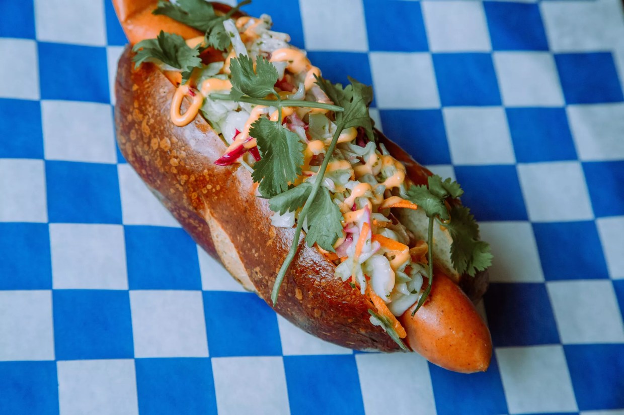 Top dogs: The 10 best hot dog spots in Phoenix