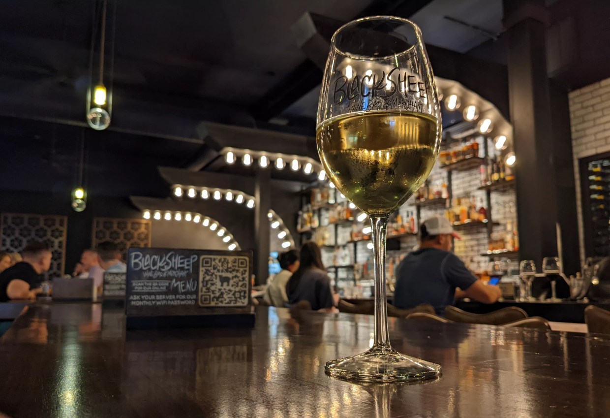 Savor a Glass of Wine at These Valley Taprooms