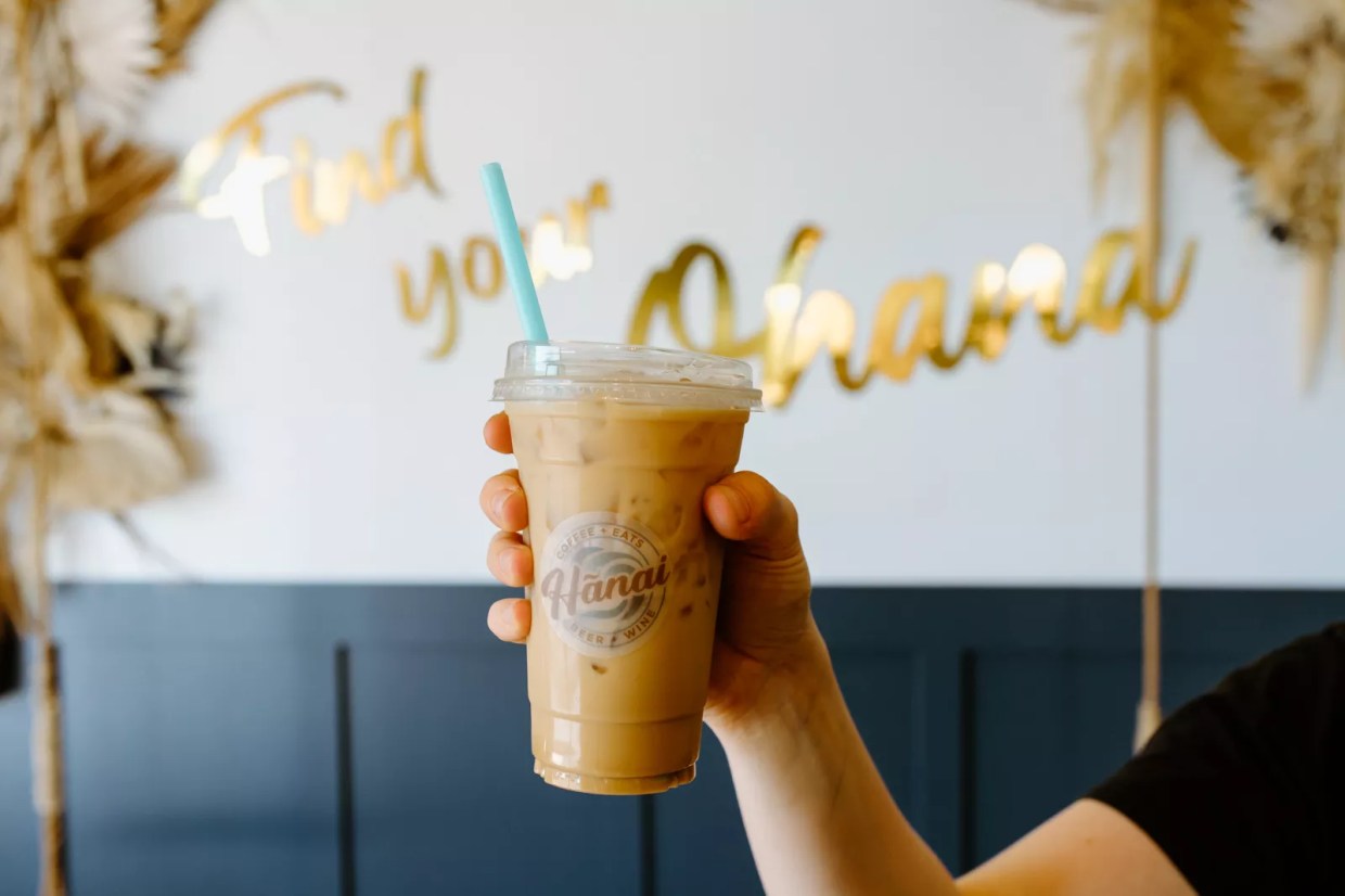 With new cafe, HÁ£nai Coffee expands job training for foster teens