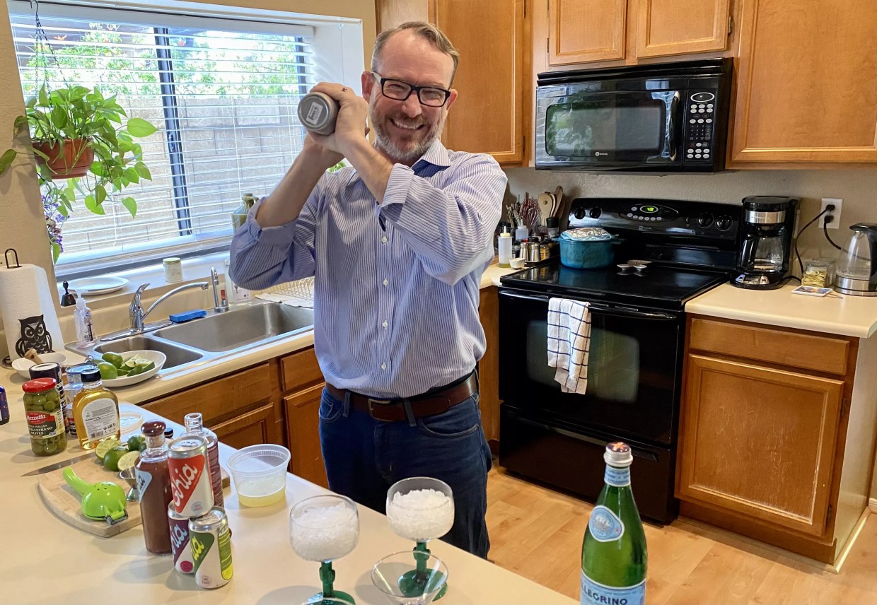 This Phoenix Beverage Expert Shares His Passion for Nonalcoholic Drinks. Meet the ‘Sober Somm’
