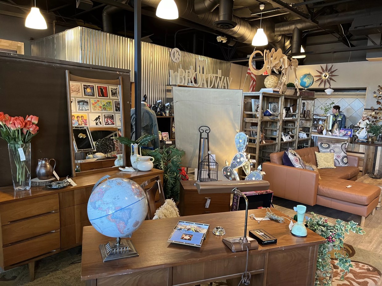 You Never Know What You’ll Find at Ahwatukee Secondhand Shop Vintageous