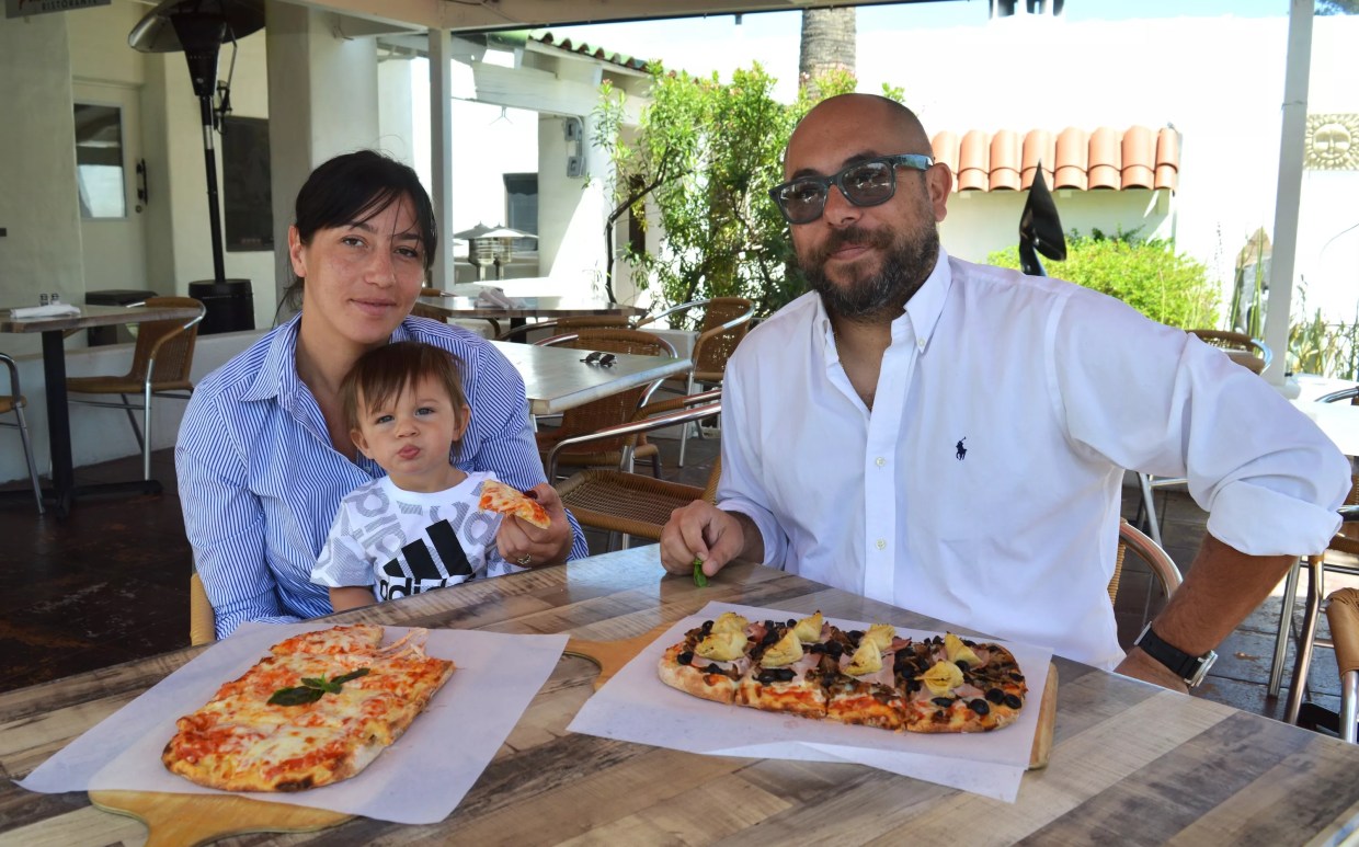 Carefree Restaurant Pizzicata Named Arizona’s First Certified Pinseria