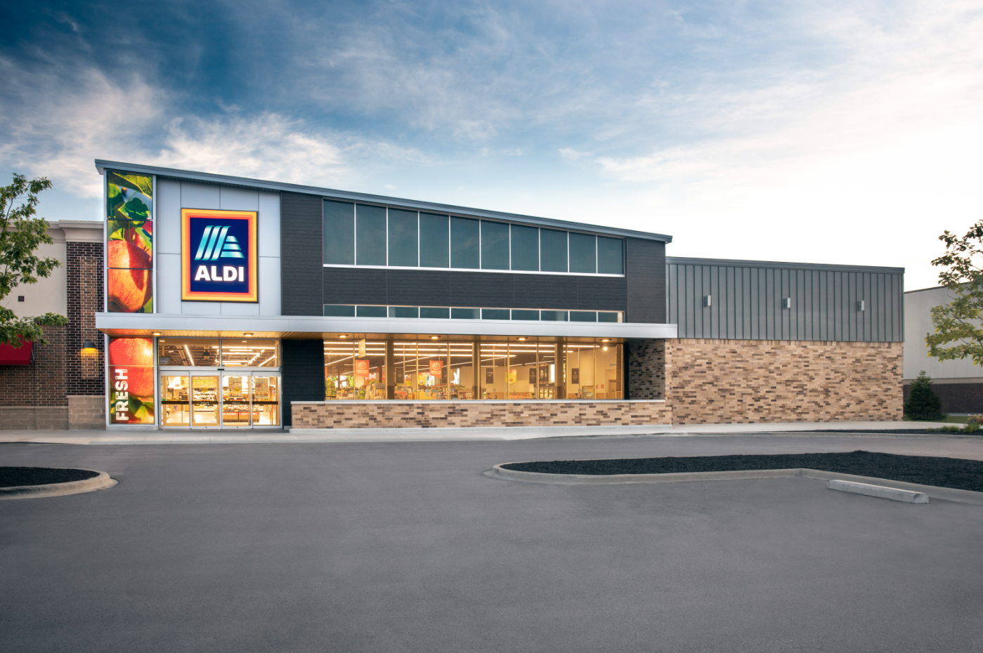 Aldi store exterior.