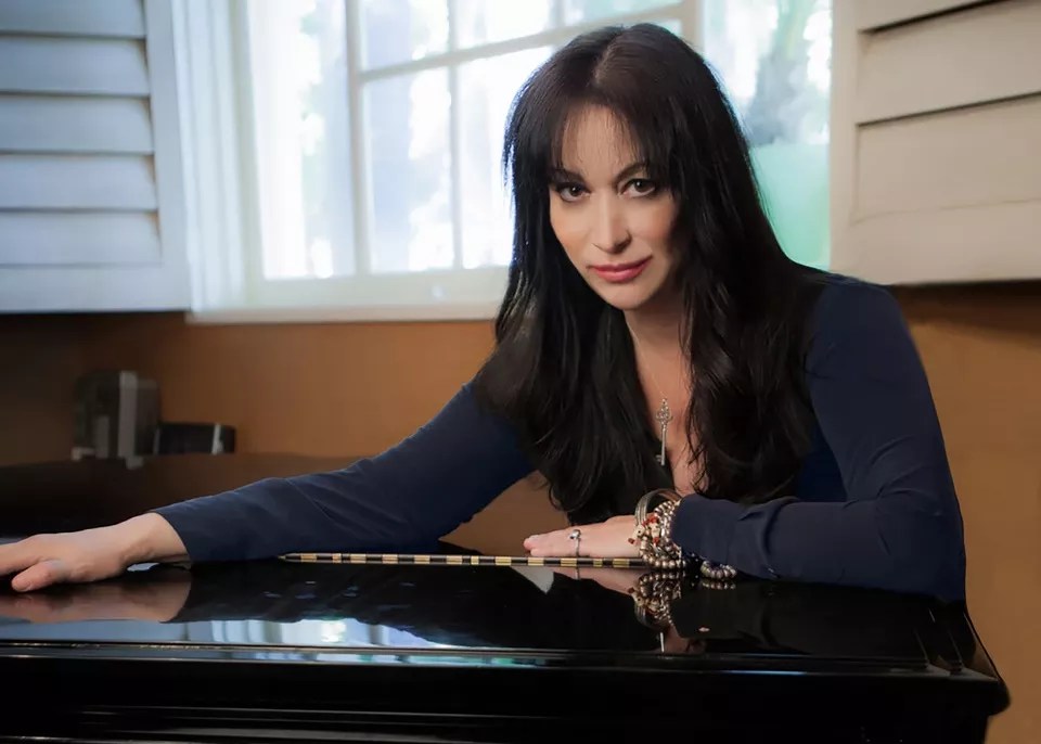 Celebrated songwriter Holly Knight is bringing her new memoir to Phoenix