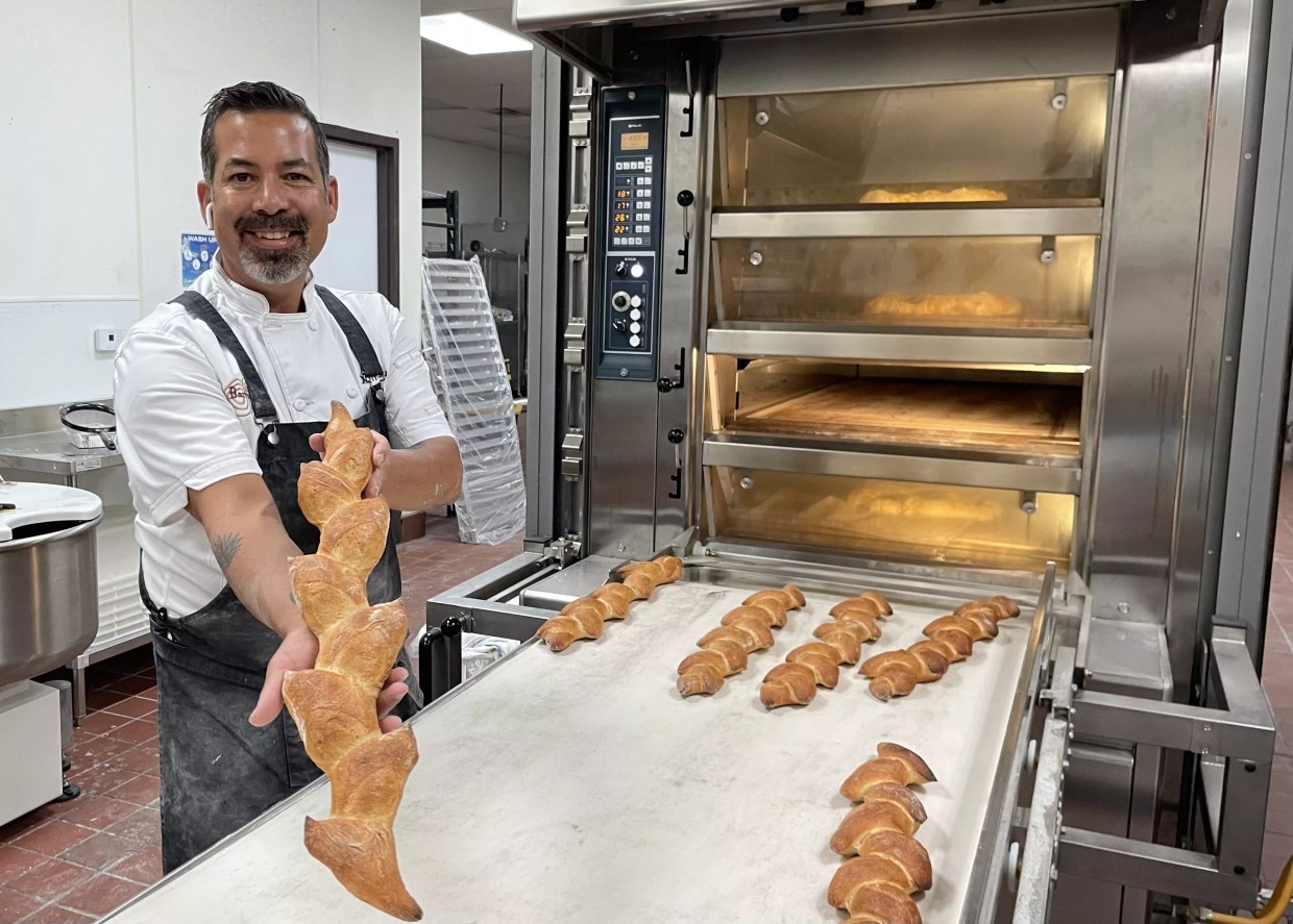 Barrio Bread’s Don Guerra to launch drive-thru sandwich shop, bakery in Gilbert