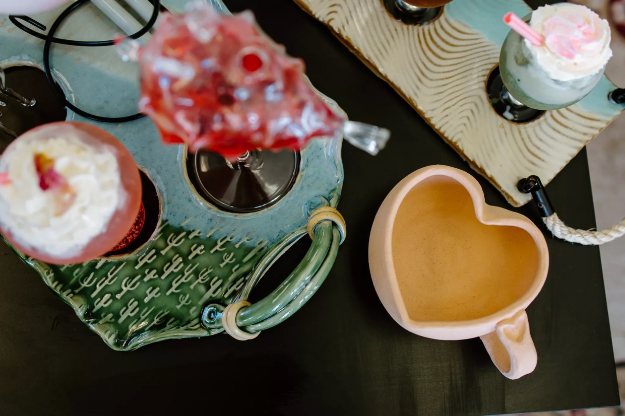 Get crafty at Potters’ Peak, Scottsdale’s coffee shop/pottery studio