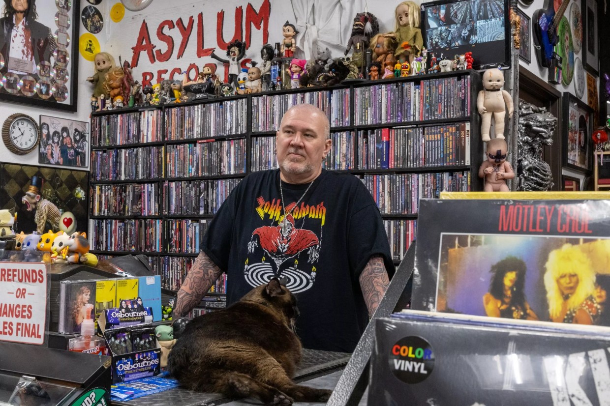 As sales of physical media rise, Phoenix record stores feel the boost