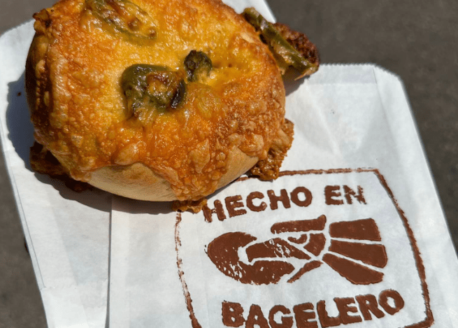 Bagelero bag and bagel.