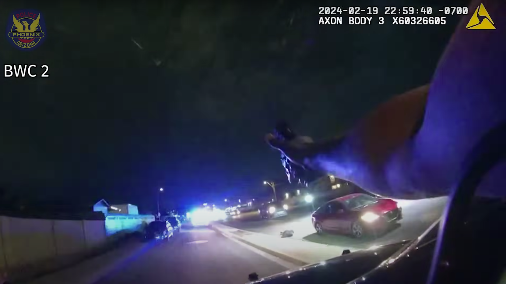 Phoenix police officer with gun