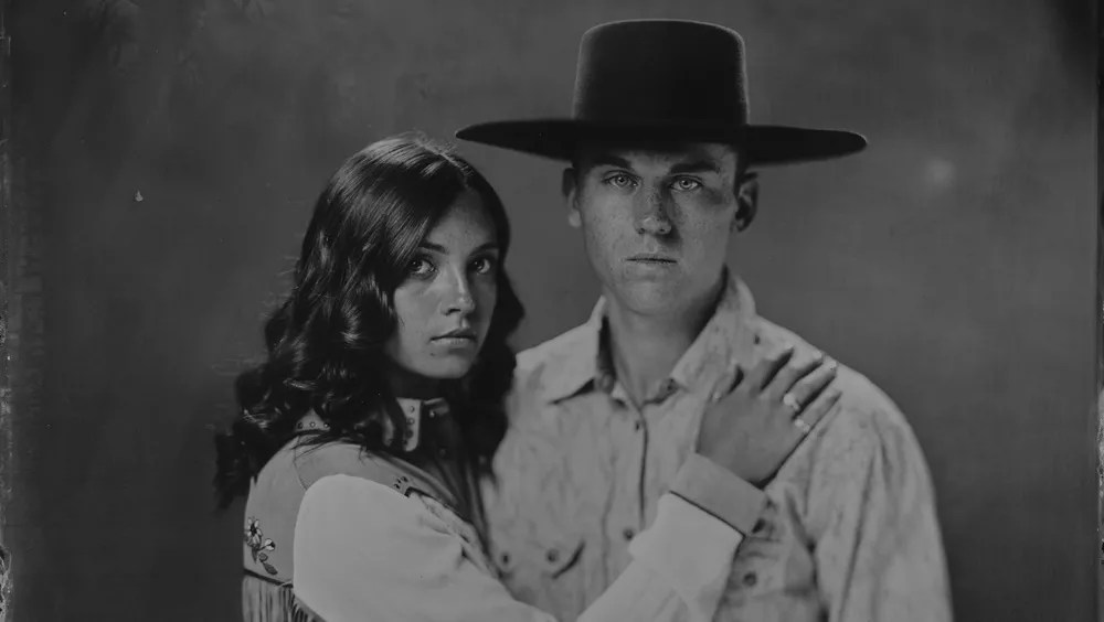 How Phoenix photography studio Silver and Cedar uses old ways to make new photos