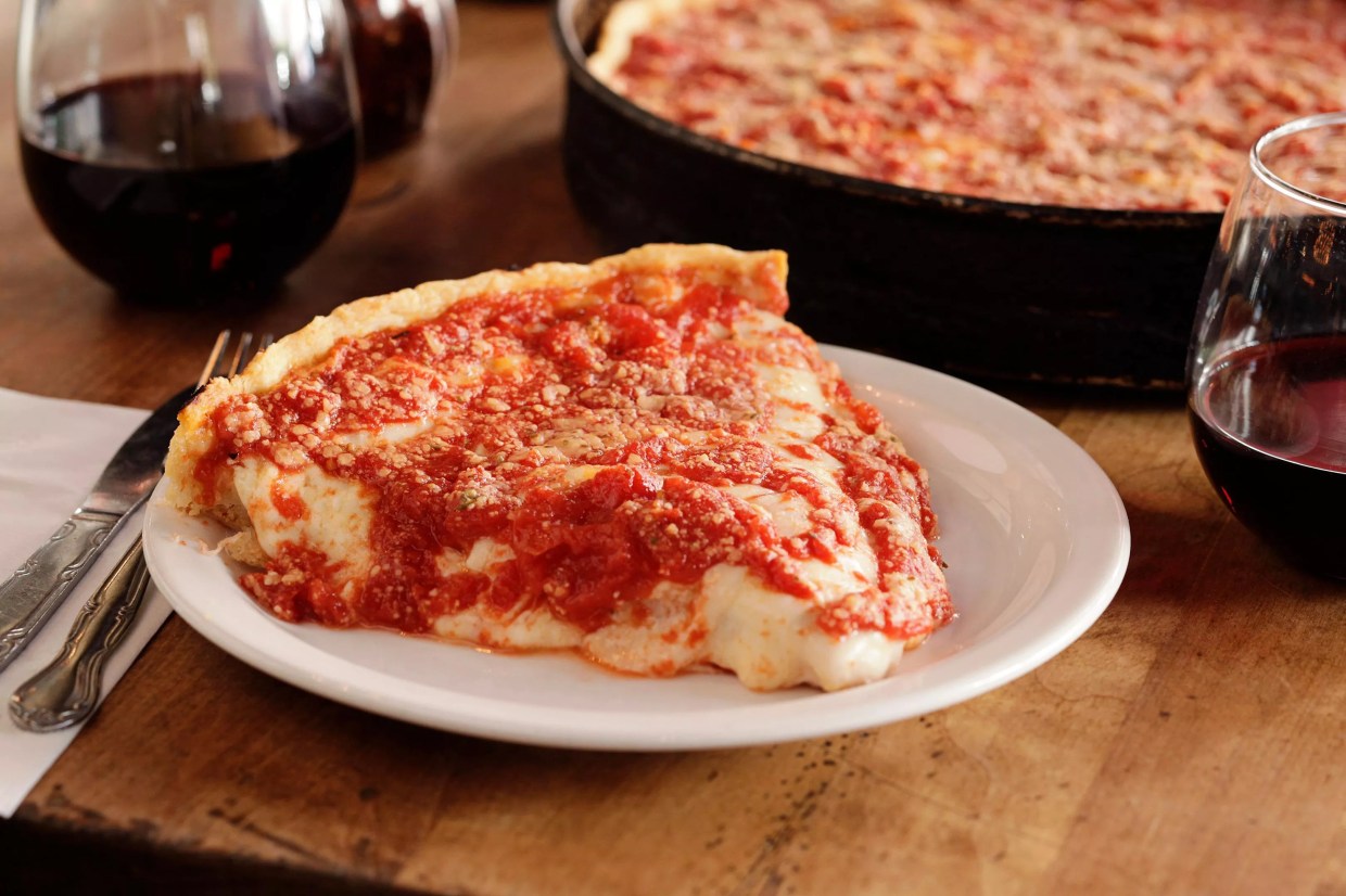 Lou Malnati’s closes 2 Valley locations, with plans to relocate