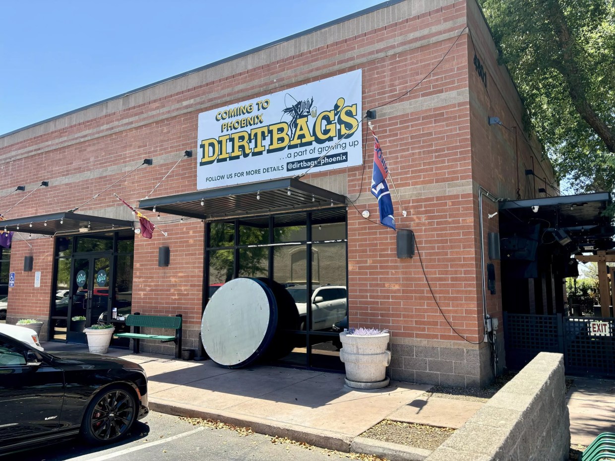 Tucson dive Dirtbag’s sets opening date for Phoenix bar