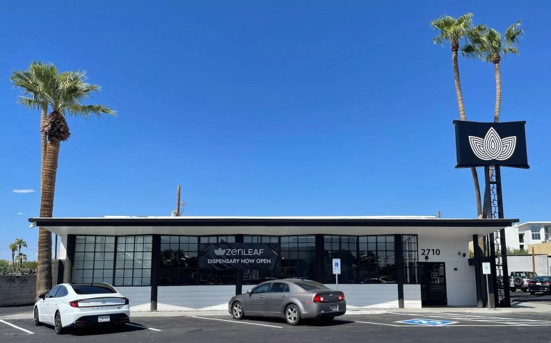 the zen leaf arcadia dispensary exterior