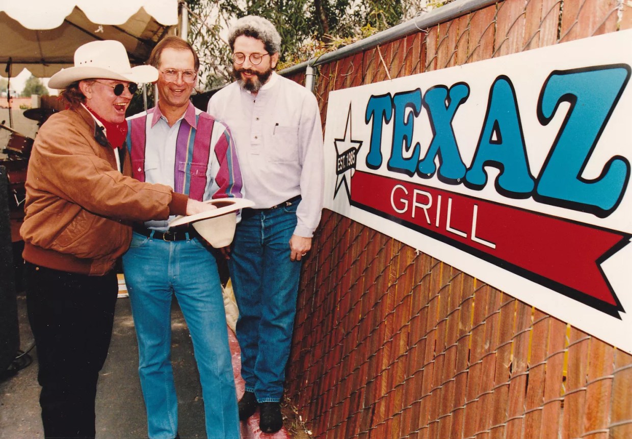 This Phoenix icon serves Texas-sized chicken fried steaks and nostalgia