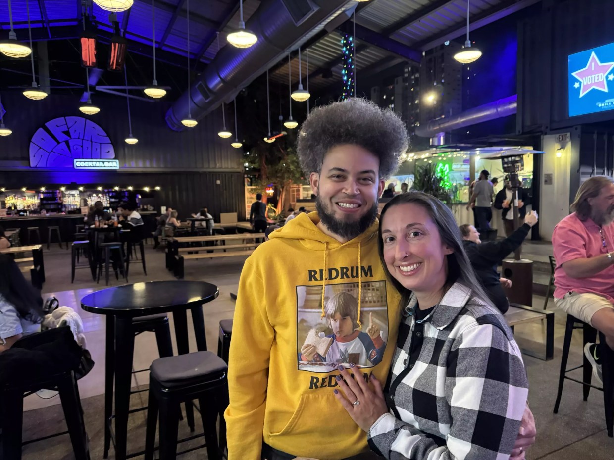 Bingo, beer and tattoos: A snapshot of Phoenix bars on election night