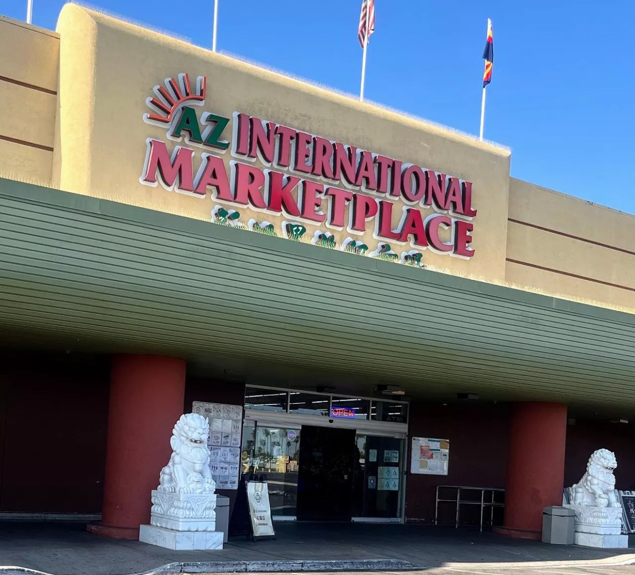 AZ International Marketplace to close. Eateries inside seek new homes